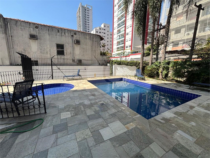 Foto REO1121627
