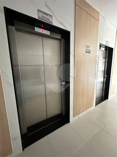 Foto REO1121637
