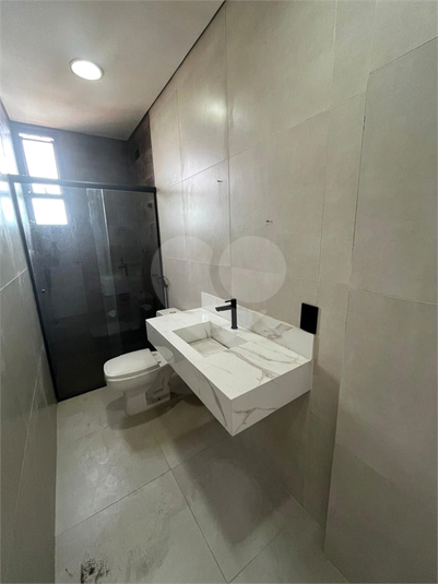 Foto REO1121638