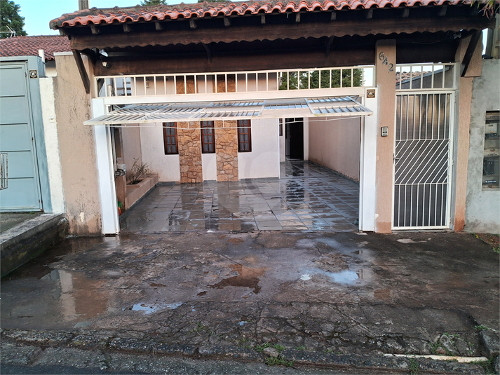Foto REO1121639