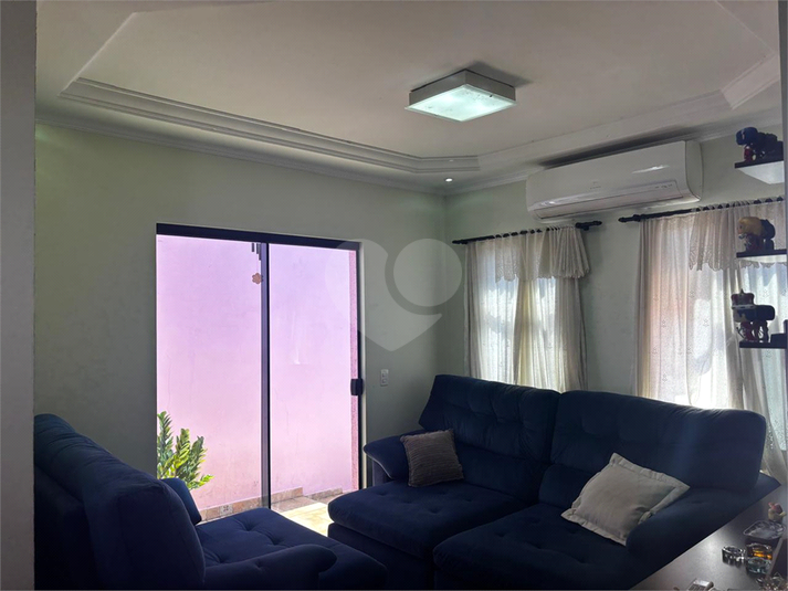 Foto REO1121654