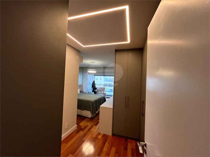Foto REO1121663