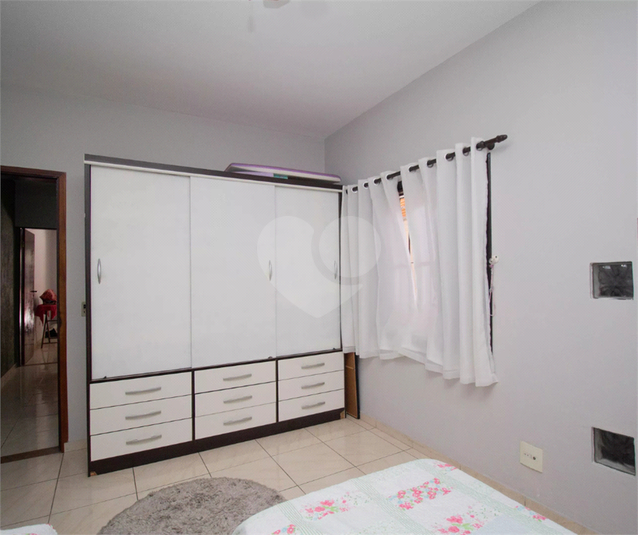 Foto REO1121691