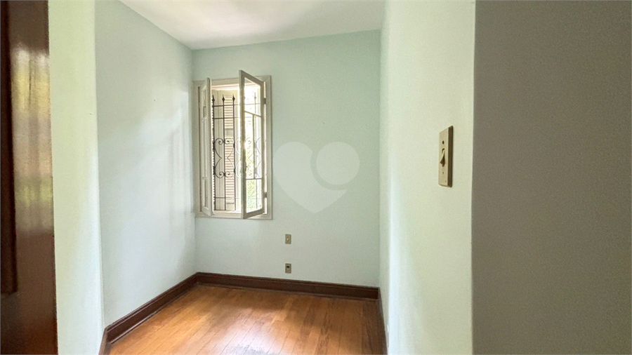 Foto REO1121699