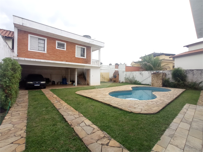 Foto REO1121700