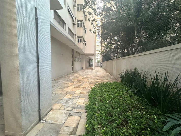 Foto REO1121706