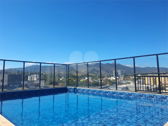 Foto REO1121730