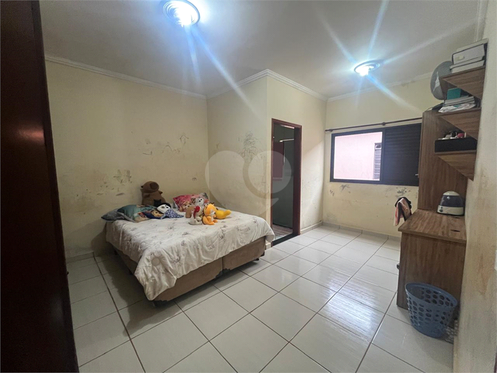 Foto REO1121732