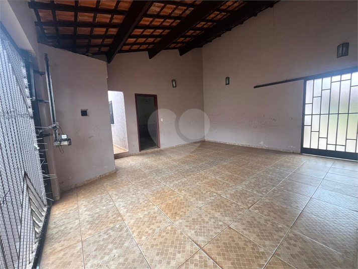 Foto REO1121732