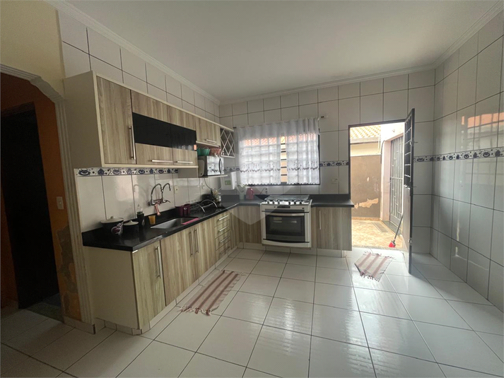 Foto REO1121732