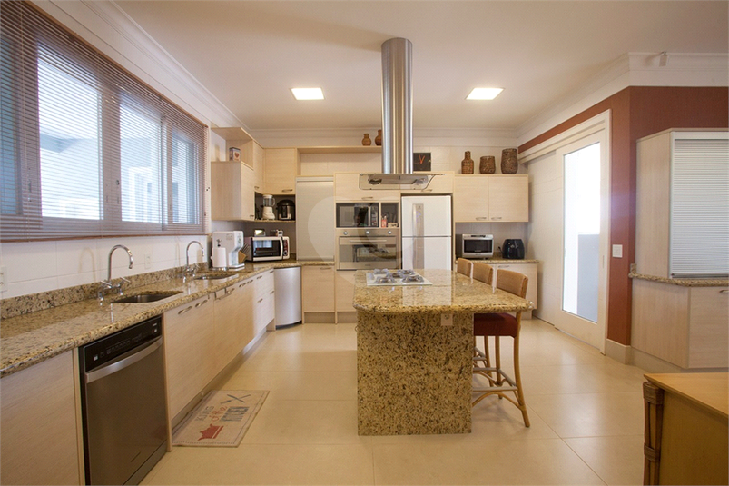 Foto REO1121745