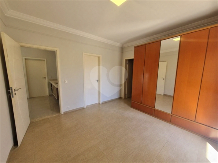 Foto REO1121746