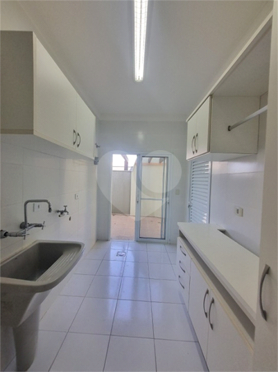 Foto REO1121746