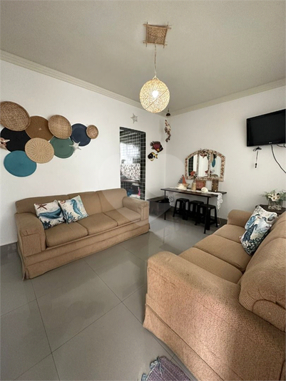Foto REO1121750