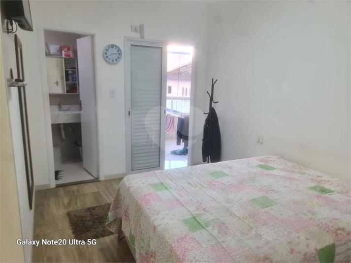 Foto REO1121759