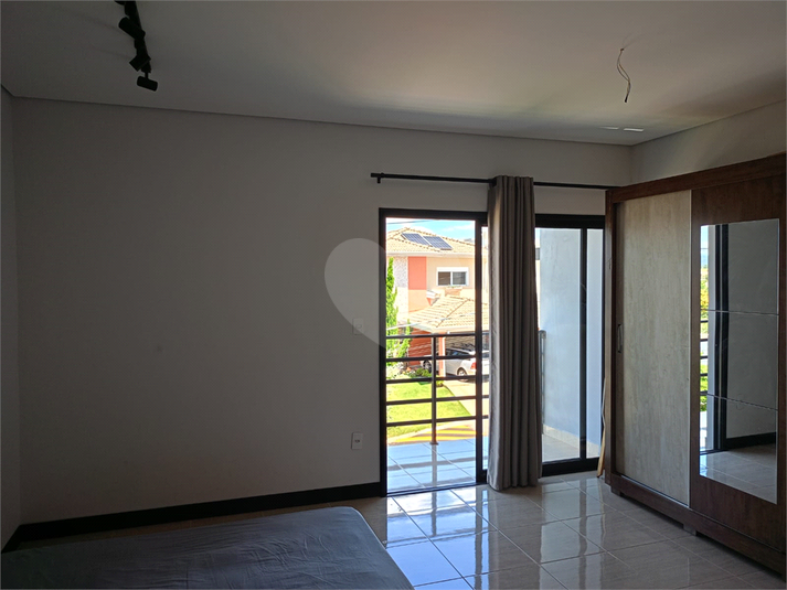 Foto REO1121780