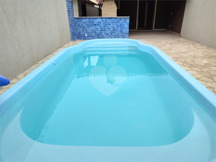 Foto REO1121798