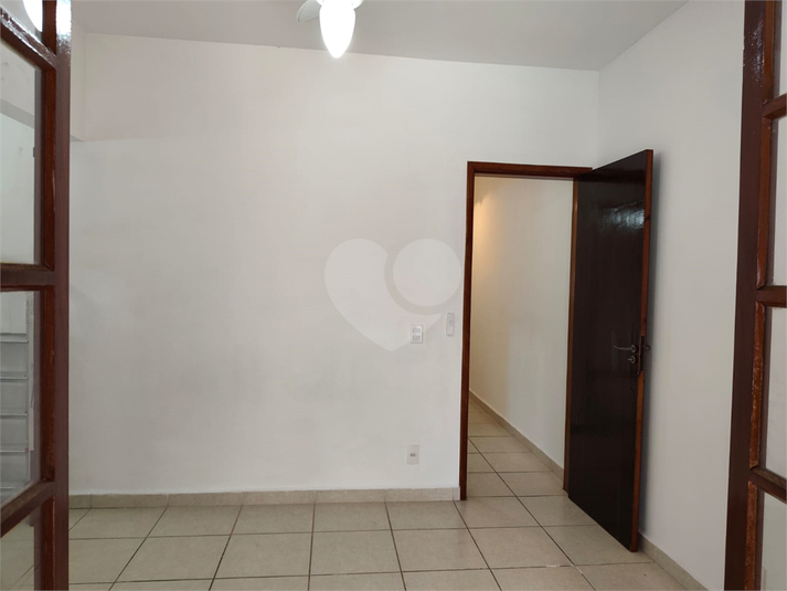 Foto REO1121798