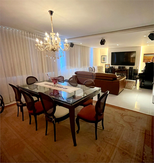 Foto REO1121802