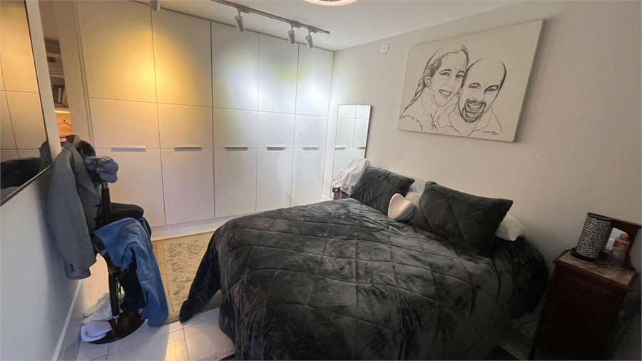 Foto REO1121802