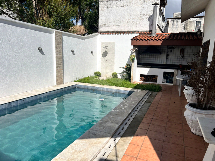 Foto REO1121816