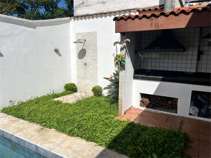 Foto REO1121816
