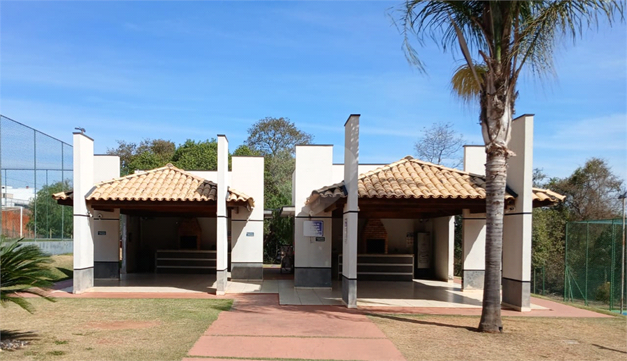 Foto REO1121828
