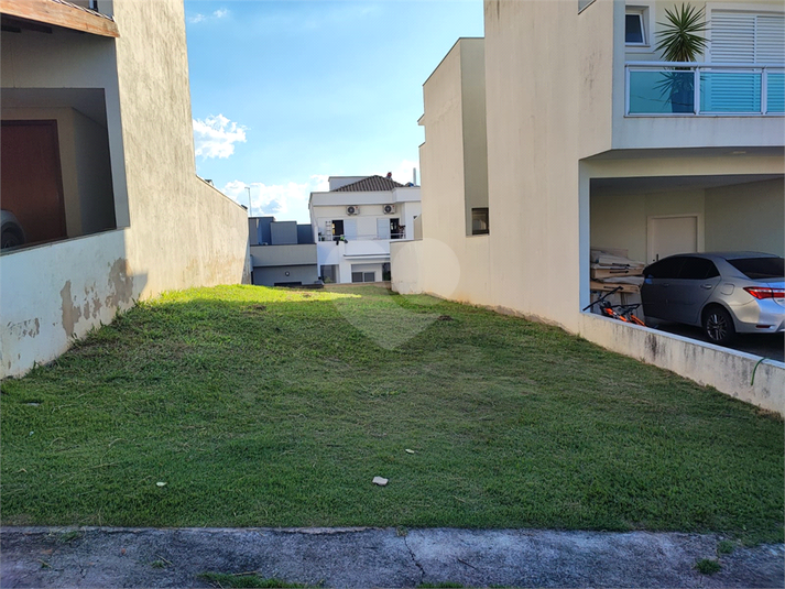 Foto REO1121828