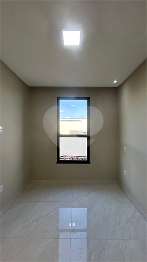 Foto REO1121830