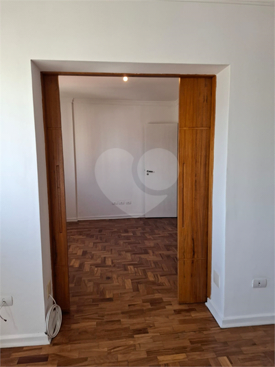 Foto REO1121842