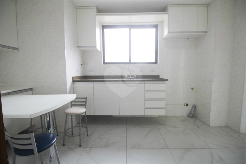 Foto REO1121849