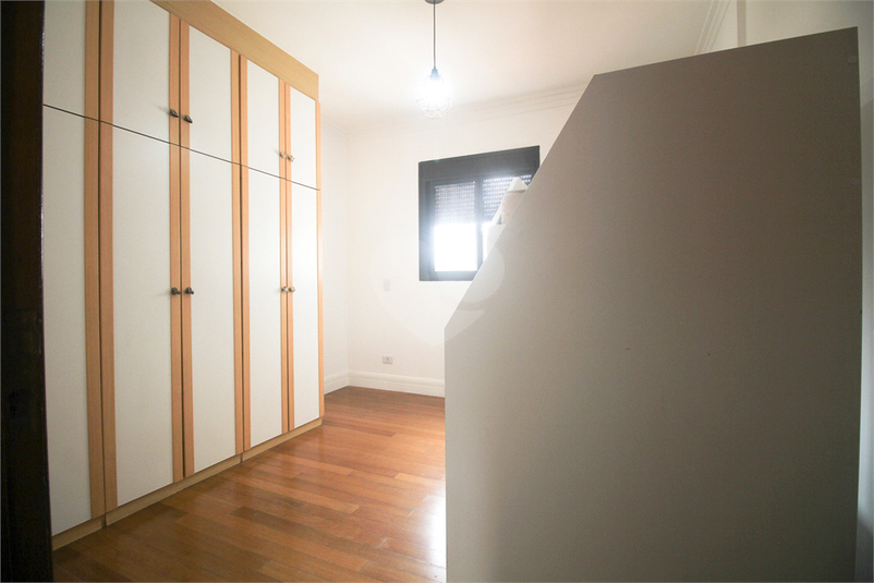 Foto REO1121849