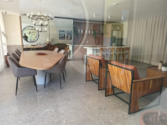 Foto REO1121851