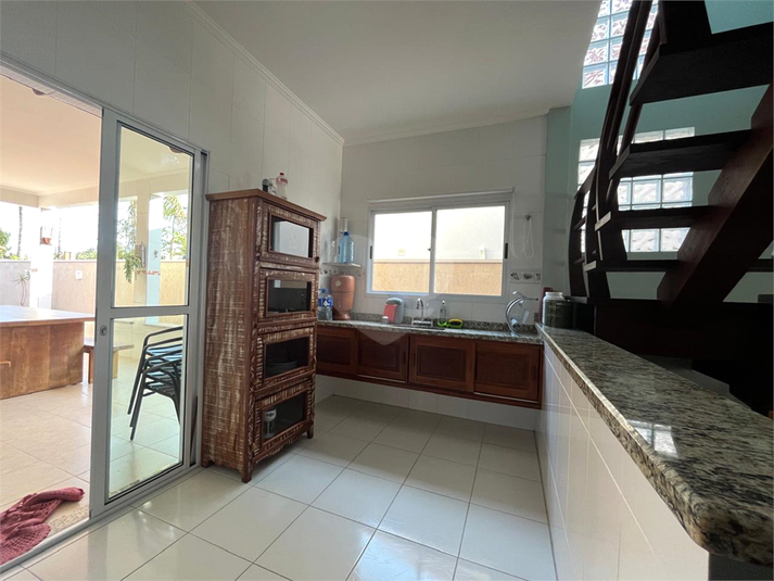 Foto REO1121856