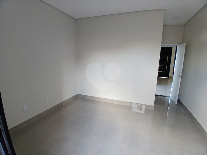 Foto REO1121858