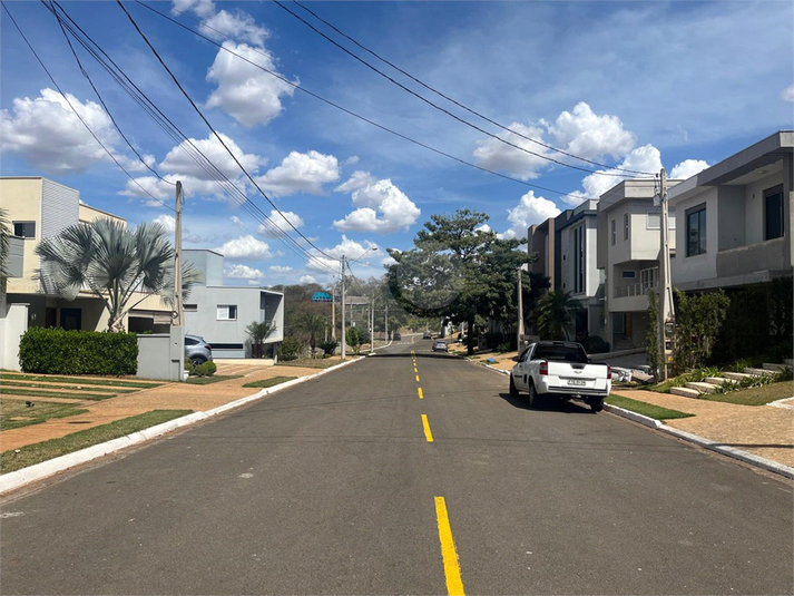 Foto REO1121862