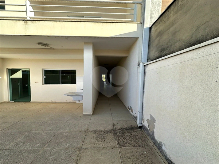 Foto REO1121876