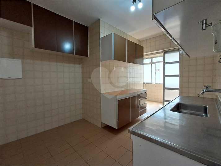 Foto REO1121882
