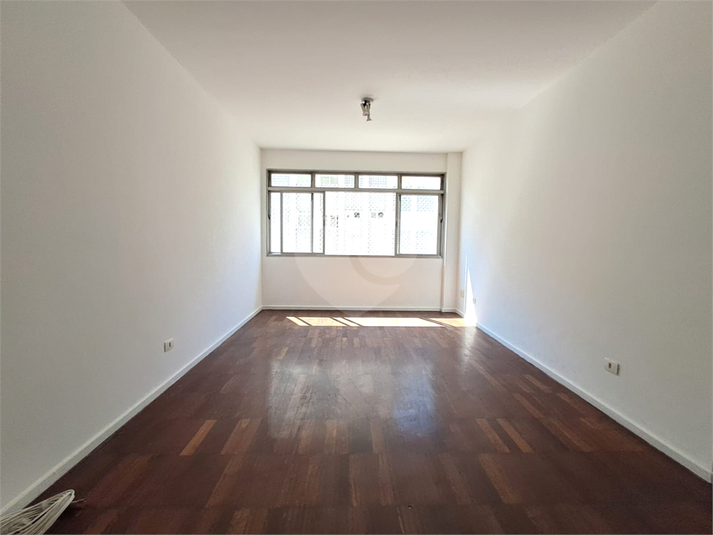 Foto REO1121882