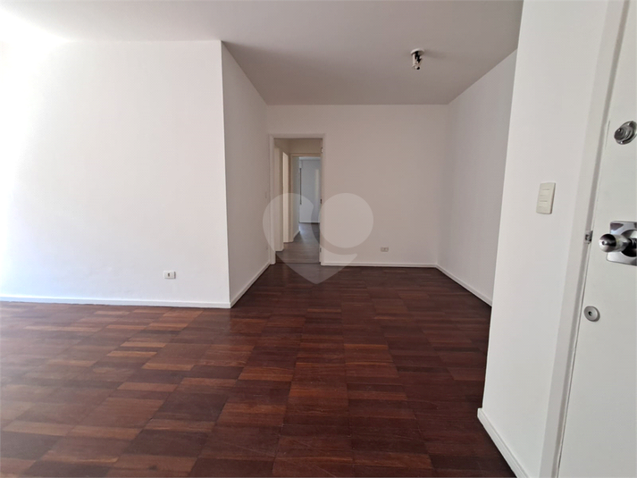 Foto REO1121882