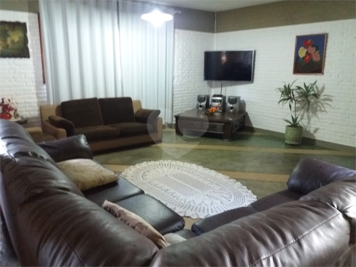 Foto REO1121904