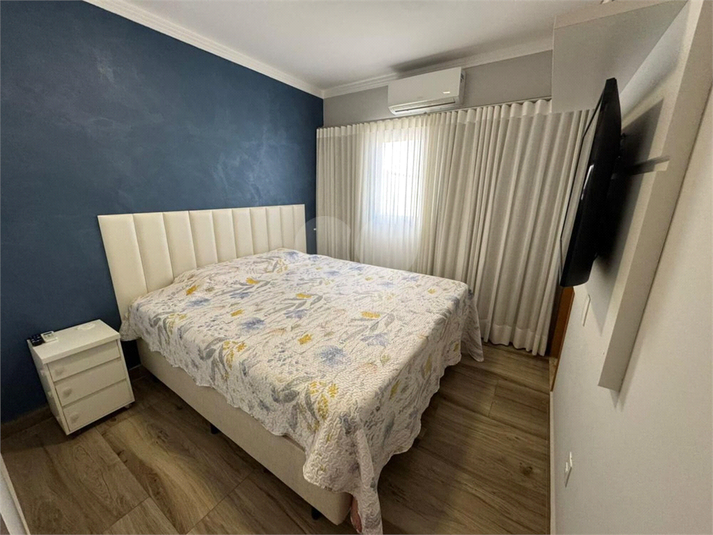 Foto REO1121906
