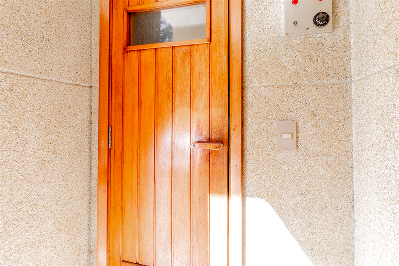 Foto REO1121908