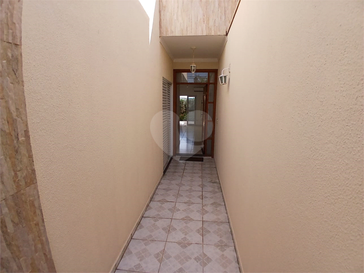 Foto REO1121909