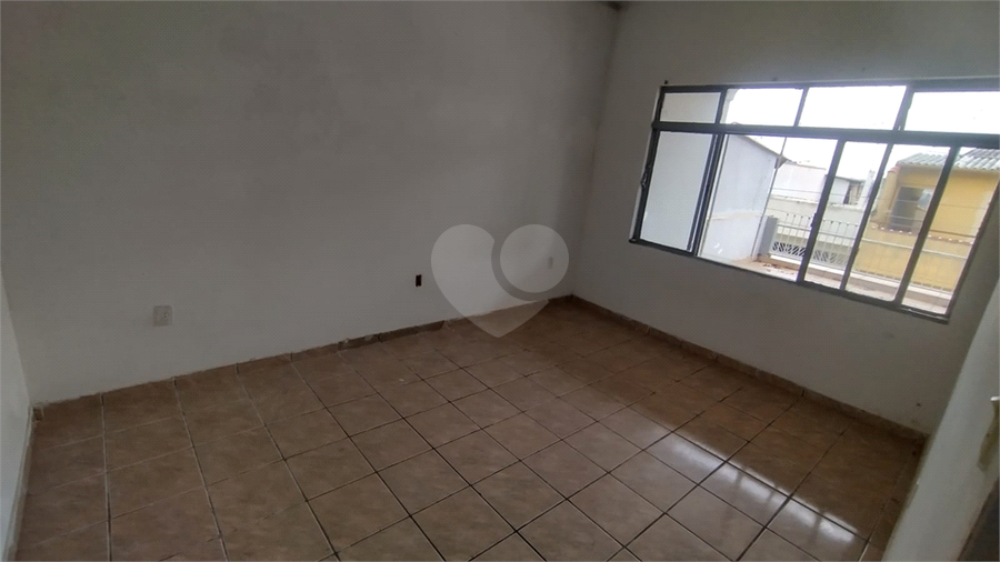 Foto REO1121916