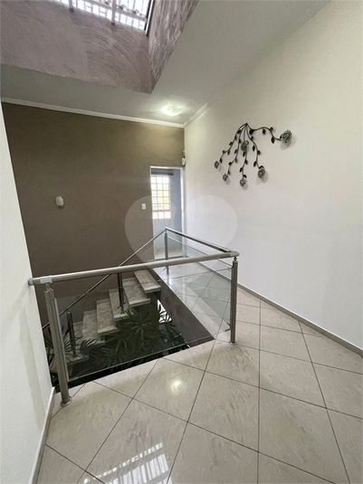 Foto REO1121923