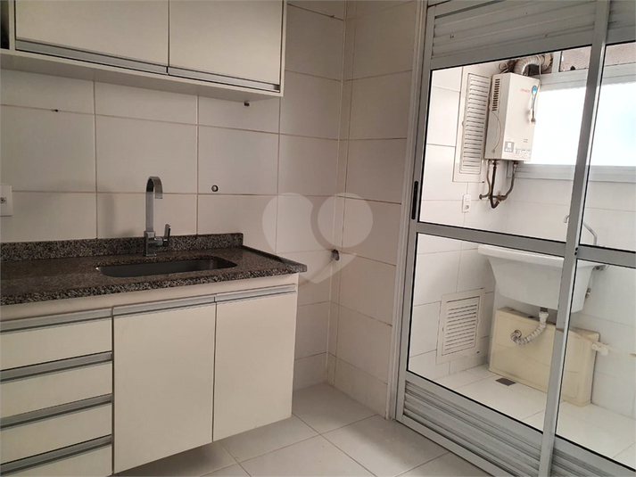 Foto REO1121927