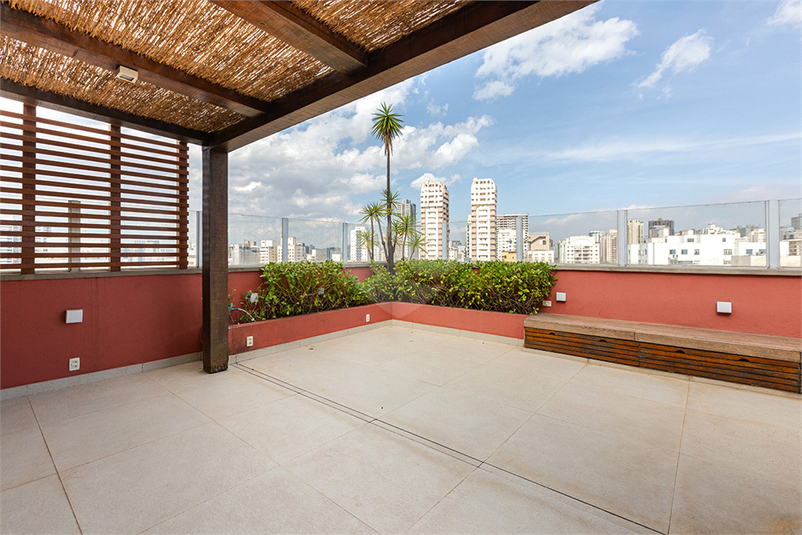 Foto REO1121932