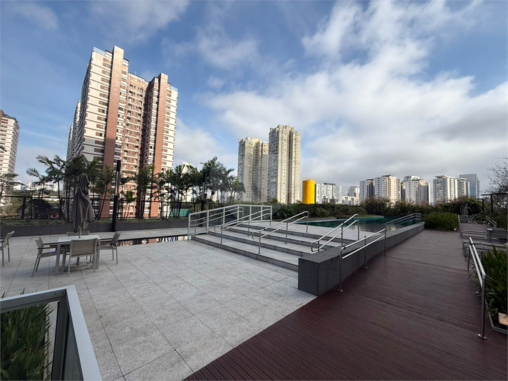 Foto REO1121938