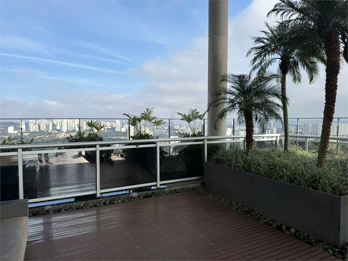 Foto REO1121938